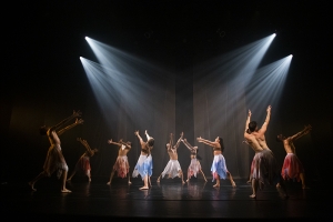 TRANSFORMA CIA DE DAN&Ccedil;A SOBE AO PALCO THEATRO S&Atilde;O PEDRO PARA UMA REFLEX&Atilde;O AMBIENTAL DIA 29/8