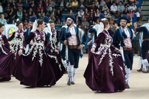INVERNADA FARROUPILHA REÚNE GRUPOS DE DANÇA NO ARAÚJO VIANNA NO PRÓXIMO DOMINGO, DIA 23 DE SETEMBRO, ÀS 17H