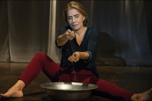 TEATRO FEEVALE RECEBE MAIT&Ecirc; PROEN&Ccedil;A COM ESPET&Aacute;CULO "O PIOR DE MIM"